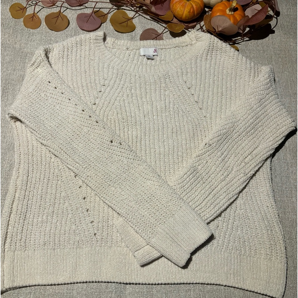 So sweater size medium